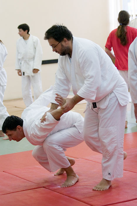 Aikido seminar

Photo: steam

Kljune rijei: aikido osijek
