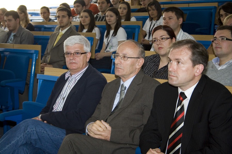 Career Day

Foto: Daniel Antunovi

Kljune rijei: career day ekonomski fakultet efos