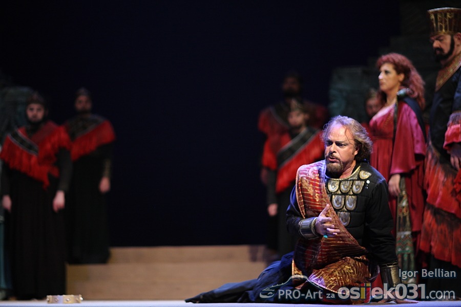 [url=http://www.osijek031.com/osijek.php?topic_id=34579]HNK u Osijeku: opera Nabucco - glazbeni dogaaj sezone![/url]

Foto: Igor Bellian [Pro-Art]

