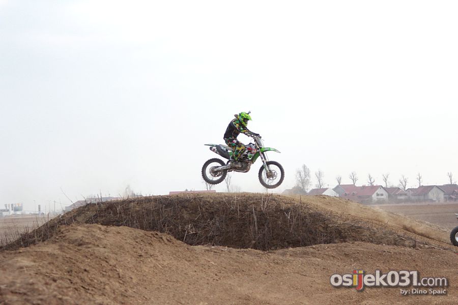 [url=http://www.osijek031.com/osijek.php?topic_id=37276]Motocross staza: uskoro motocross utrke u Osijeku! [/url]

Foto: Dino Spai

