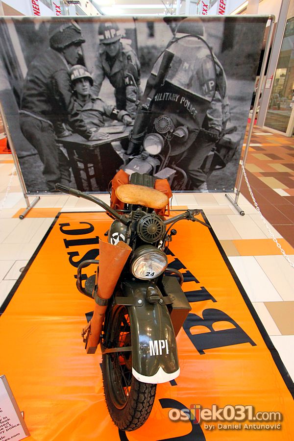 [url=http://www.osijek031.com/osijek.php?topic_id=37377]Avenue Mall: Harley Davidson Show[/url]

Foto: Daniel Antunovi

