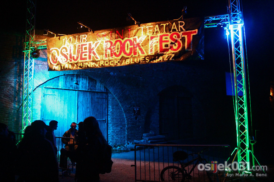 Srijeda

[url=http://www.osijek031.com/osijek.php?topic_id=37524]Mini Teatar: Osijek Rock Fest 2012. [FOTO] - Dan 1.[/url]

Foto: Mario A. Benc

