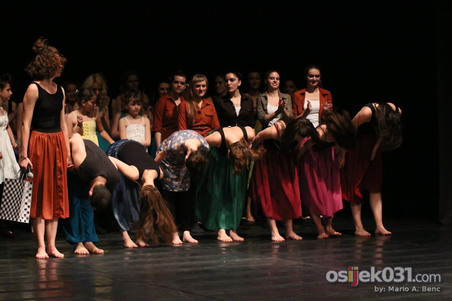 [url=http://www.osijek031.com/osijek.php?topic_id=38253]Djeje kazalite: Svjetski dan plesa 2012.[/url]

Foto: Mario A. Benc

