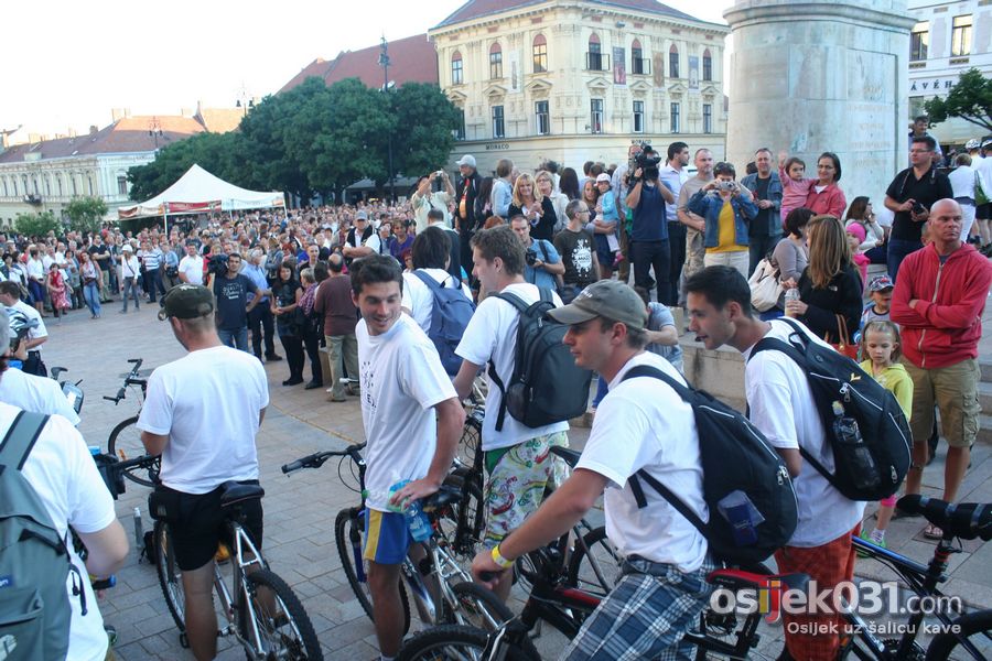 [url=http://www.osijek031.com/osijek.php?topic_id=45844][FOTO] Odrana biciklijada bikE.U Osijek-Peuh[/url]

Foto: Igor ukovi - Chule


