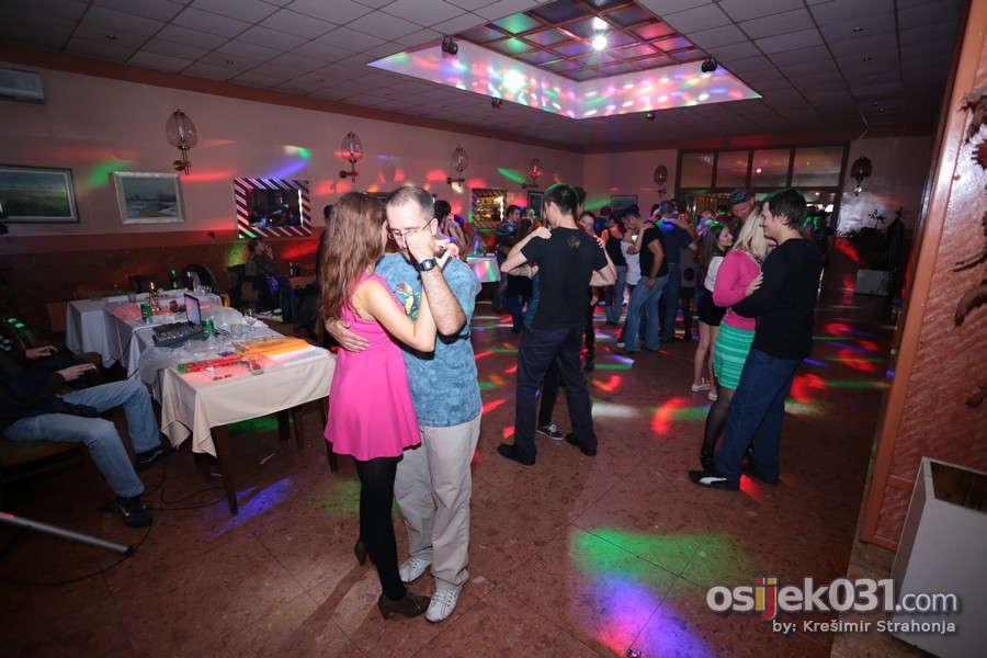We all love 80s and 90s i I love Salsa za Enu arac

[url=http://www.osijek031.com/osijek.php?topic_id=47081]Humanitarni party 