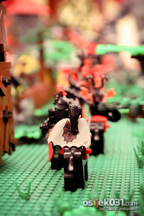 [url=http://www.osijek031.com/osijek.php?topic_id=47949][FOTO] arobni Lego svijet u TC Portanova[/url]

Foto: [b]Daniel Antunovi[/b]

