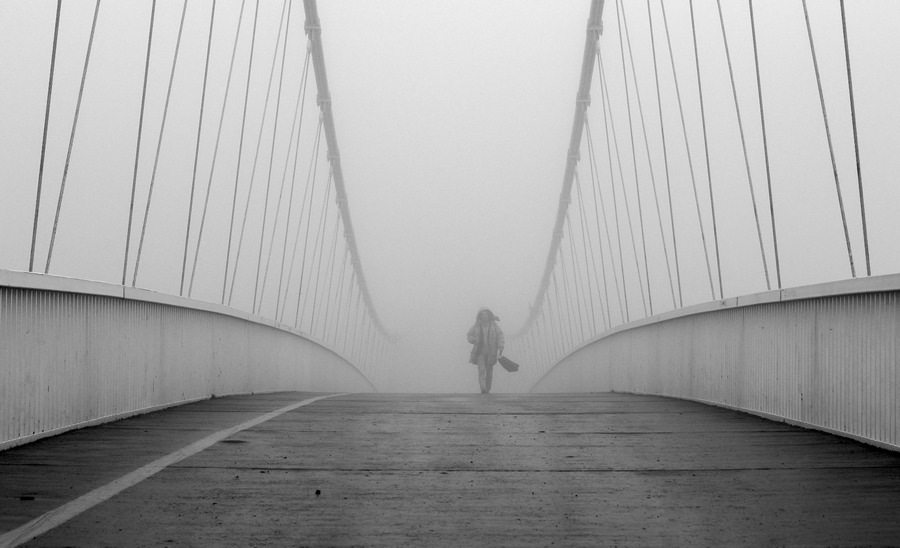 [url=http://www.osijek031.com/osijek.php?topic_id=48975][FOTO] Visei pjeaki most u Osijeku - kroz objektiv graana[/url]

Foto: Darko uovek


