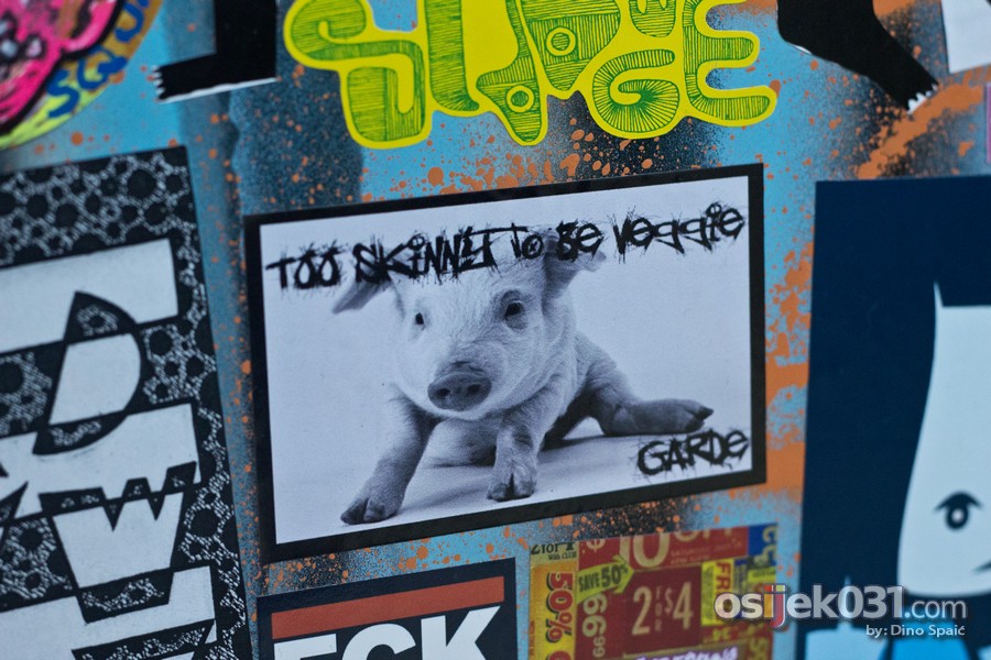 [url=http://www.osijek031.com/osijek.php?topic_id=49136][FOTO] Otvorena 1. internacionalna sticker izloba - 'Artbeat'[/url]

Foto: Dino Spai

