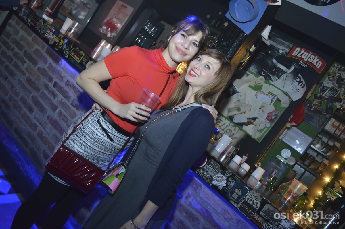 Club EXIT

[url=http://www.osijek031.com/osijek.php?topic_id=60307][FOTO + VIDEO] Docek Nove godine 2016. Osijek: Epic, Exit, Merlon, Gradski vrt, Nox, OBP, Outside, Plan B, Q club, Tufna, Tvrdja, Trg Ante Starcevica[/url]

Kljune rijei: Club-EXIT