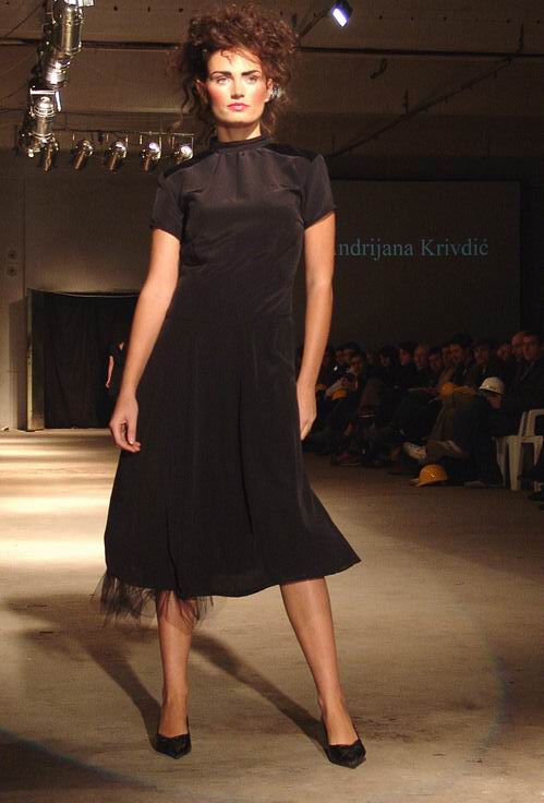 Osijek Fashion Incubator 2005 - 1. dan

Photo: Klas

Kljune rijei: osijek fashion incubator factory 2005