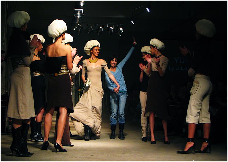 Vidakovi

Photo: Kcimer

Kljune rijei: osijek fashion incubator factory 2005