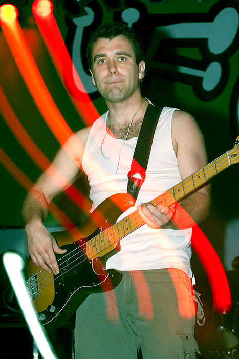 Basist

Photo: Elvir Tabakovi

Kljune rijei: osijek ufo ufo2006