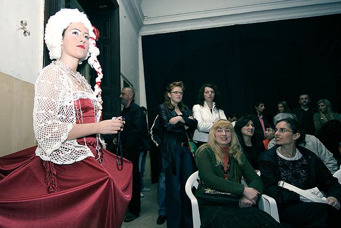 Put u prolost

Photo: Elvir Tabakovi

Kljune rijei: osijek fashion incubator