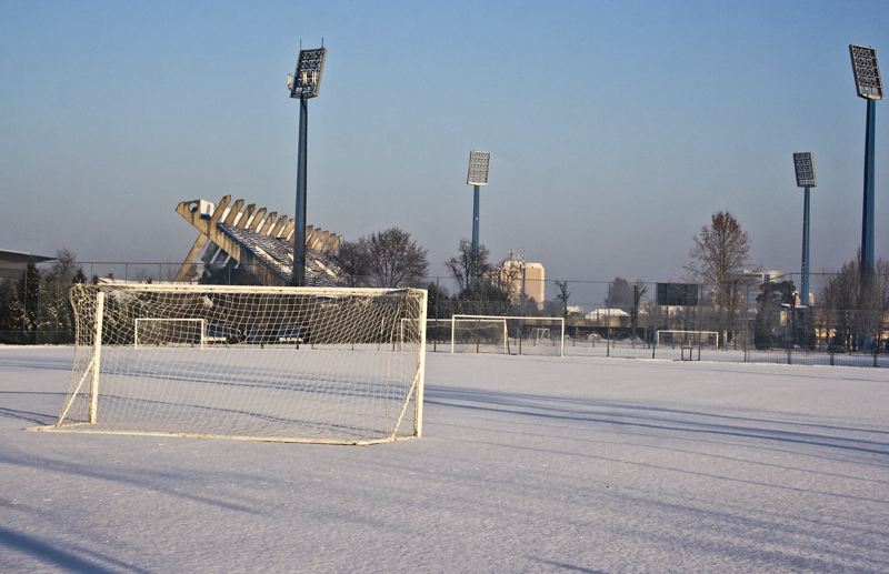 Stadion

Foto: [b]Kristinka Baglama[/b]

Ključne riječi: stadion zima 