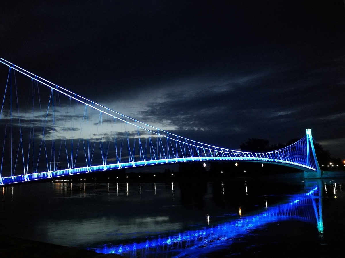 Most

Foto: Valerija Kadi

Kljune rijei: Most Drava Priroda Noc