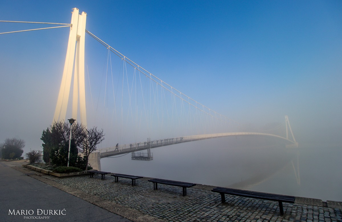 Magla je

Foto: Mario urki

Kljune rijei: Most Magla Jesen Priroda
