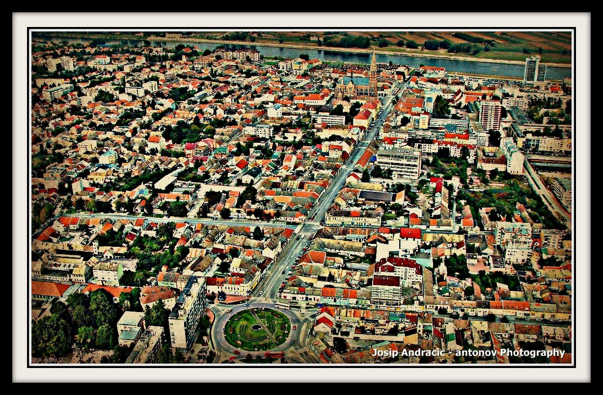 Osijek iz zraka
Foto: Josip Andrai - antonov

