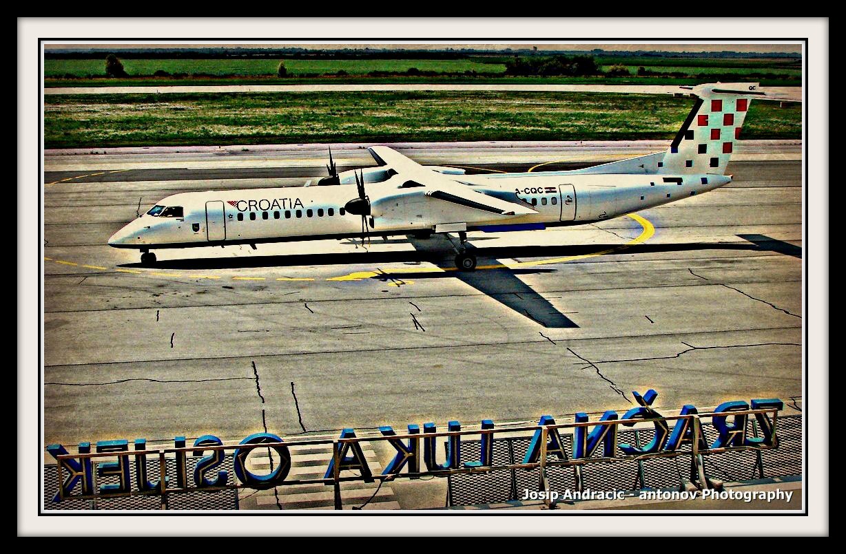 Croatia Airlines u Osijeku
Foto: Josip Andrai - antonov

