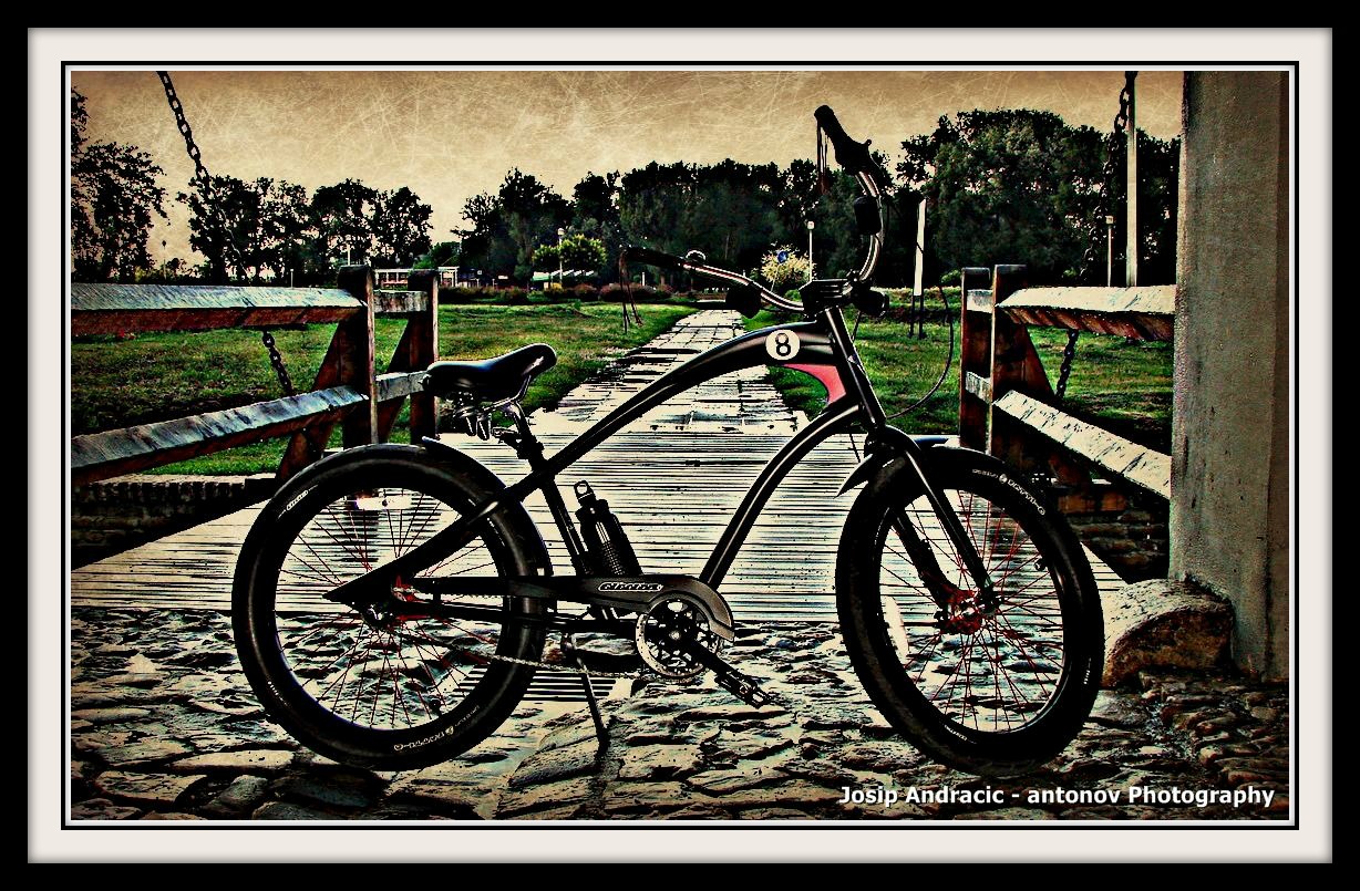 Bicikl
Foto: Josip Andrai - antonov

