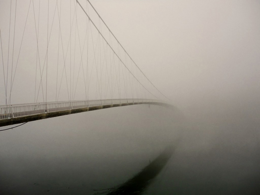 Magla

Foto: Ruica Petrievi

Kljune rijei: magla most