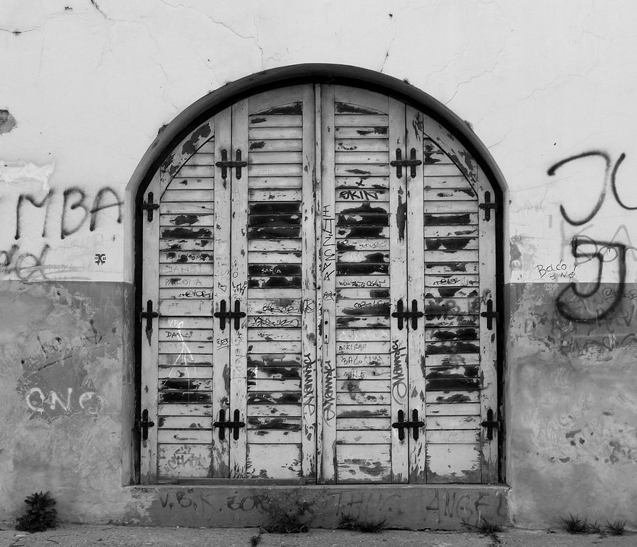 Vrata grada

Foto: Danijela Povi

Kljune rijei: vrata osijek grad stara 