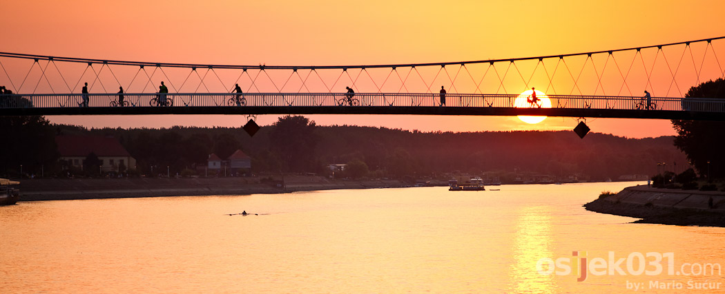 Zalazak

foto: Mario uur

Kljune rijei: most osijek drava
