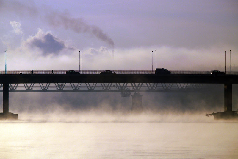 Most u magli

Foto: Jasmina Gorjanski

Kljune rijei: most osijek drava magla