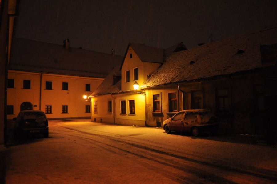 Snjena no

Foto: Matej Kopecki

Kljune rijei: snijeg no tvra