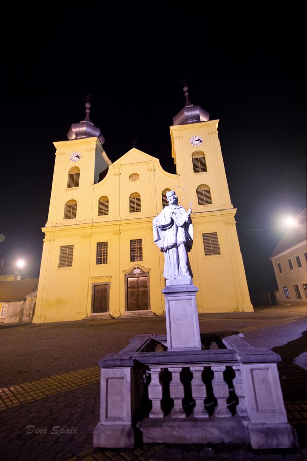 Crkva sv. Mihaela

Foto: Dino Spai

Kljune rijei: crkva no svjetla kip