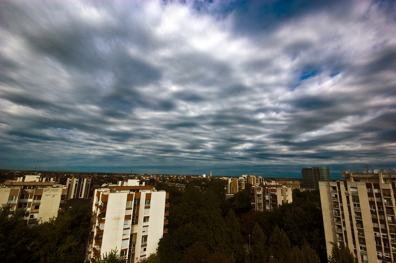 Sjenjak

Foto: Tomislav Vuki

Kljune rijei: sjenjak oblaci nebo