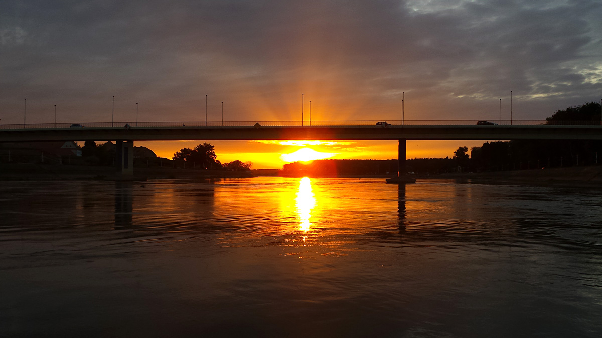 Most na Dravi

Foto: Marko Kovai

Kljune rijei: most na dravi zalazak sunca