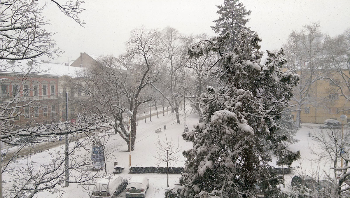 Zimski ugoaj sa GISKO prozora

Foto: Bruno imunovi

Kljune rijei: gisko snijeg zimska idila snijeg pogled