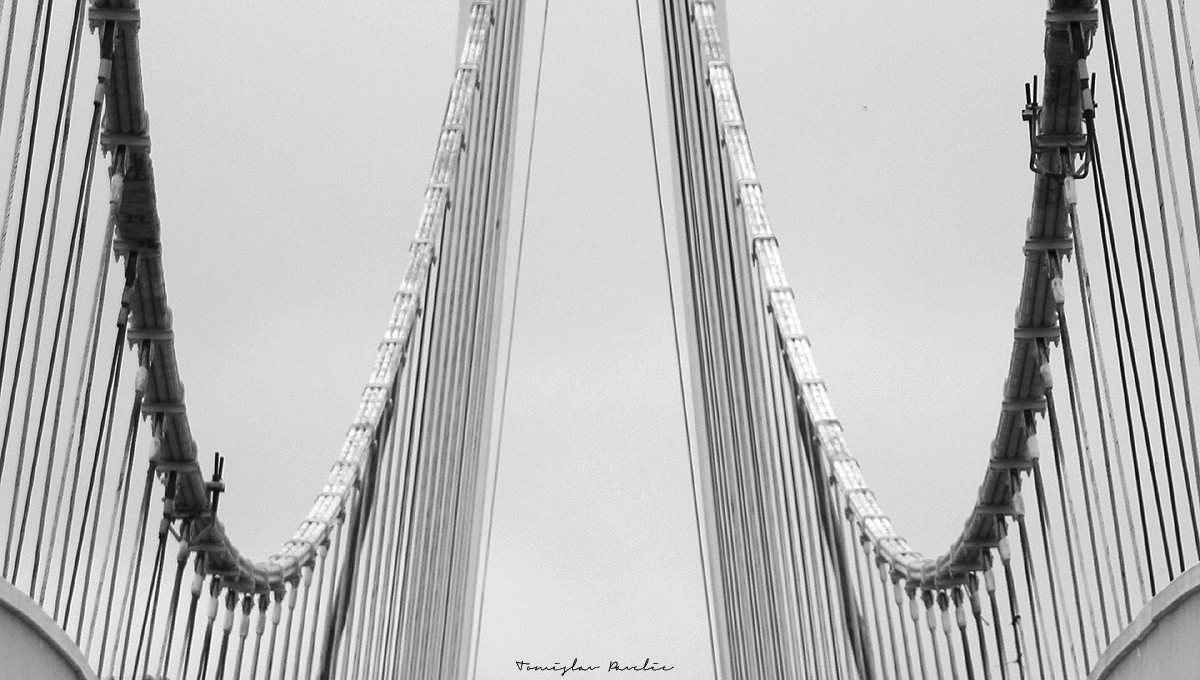 Most

Foto: Tomislav Paveli

Kljune rijei: most drava crno bijelo c&b b&w