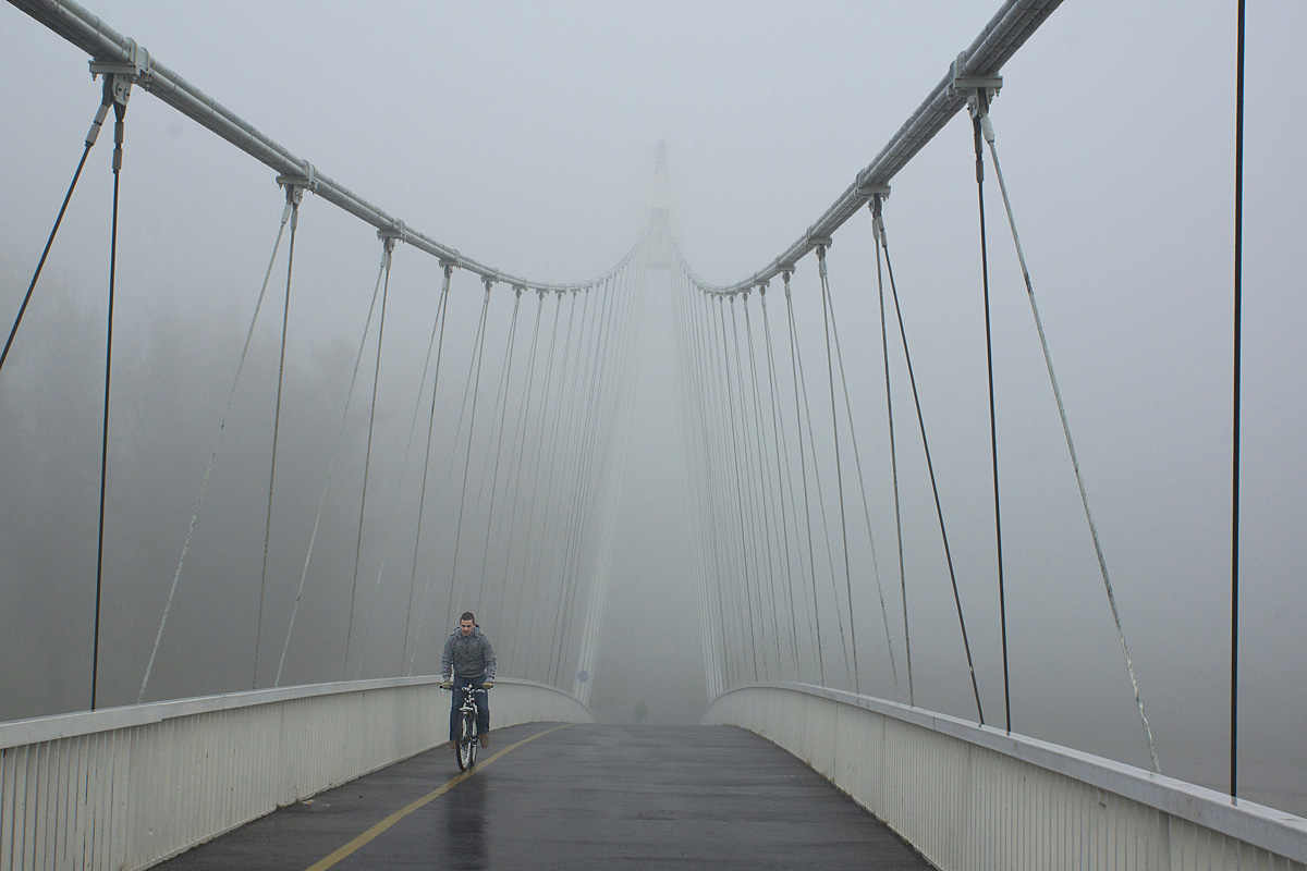 Most u magli

Foto: Tomislav Vuki

Kljune rijei: most magla drava jesen