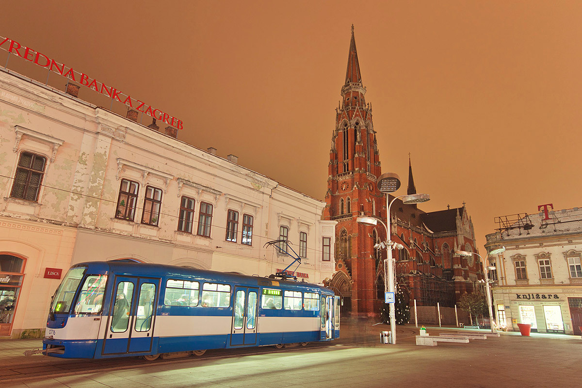 Noni tramvaj

Foto: Vladimir ivkovi

Kljune rijei: nocni tramvaj katedrala trg ante starcevica